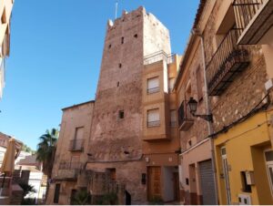 Read more about the article L’Ajuntament de Serra culminarà la restauració de la Torre del Senyor de la Vila gràcies a la gestió d’una subvenció de 385.000 euros.
