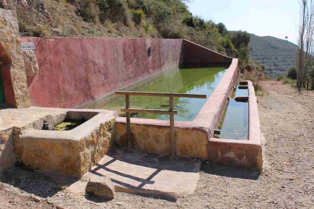 Font de l'Abella a Serra